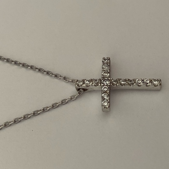 925 Silver cross necklace cz stone - Picture 4 of 4